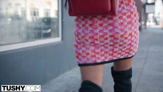 Zoe Bloom élvezi ha análba kefélik