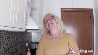 Tini manus és a szexéhes nagymama