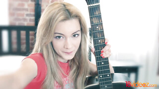 Sonya Sweet segglyuka bekúrva