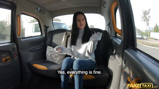Fake Taxi - Alyssa Bounty popóba tolva