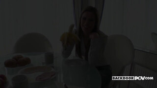 Its POV - Athina Love a magyar pornósztár csajszi análba kefélve