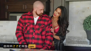 Brazzers - Katana Kombat a férje haverjával kefél