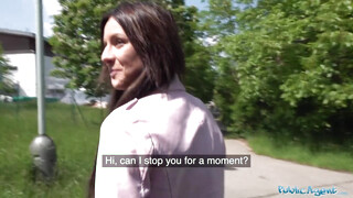 Public Agent - Méretes keblű tini benne van a dugásban