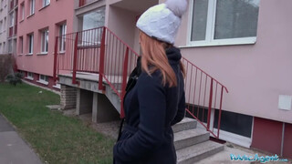 Jenny Manson a fullos orosz csajszi - Public Agent