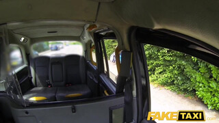 Fake Taxi - Brooke Jameson popóba kefélve