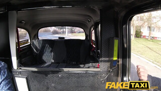 Fake Taxi - Cherry Kiss közösül a taxissal