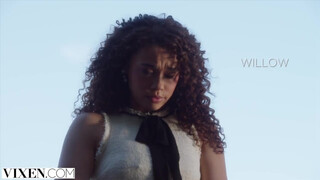 VIXEN - Willow Ryder a faszimádó latin amerikai spiné