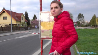 Public Agent - Amatőr kiscsaj pénzért meghágva