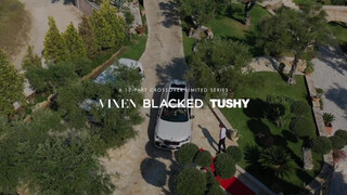 TUSHY - Jia Lissa popója megkúrelva