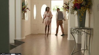 HotwifeXXX - Amari Anne a vékony barna házastárs