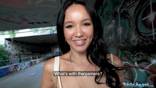 Public Agent - Asia Vargas a gyönyörű ázsiai kisasszony