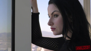 análized - Veruca James análjába néger pélót nyomnak be