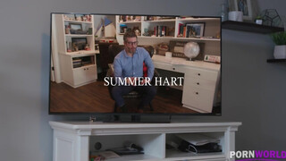 Summer Hart punciba és hátsó bejáratba tolva