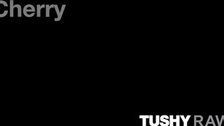 TUSHYRAW - Cherry Kiss rendesen análba baszva