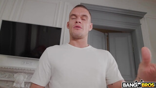 BANGBROS - Max Dior a dögös spanyol kiscsaj