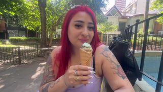 Vörös argentin kiscsaj imádja a fagylaltot, végül a farkamat cidázza