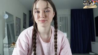 Nevelő tesóm imádja a könyveket és az anál szexet - valeria sladkih