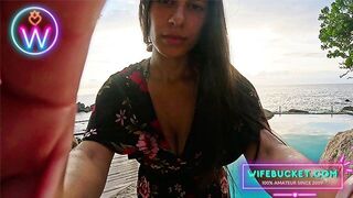 WifeBucket Vágyai - Finom MILF Lovagol a Naplementében Méretes Mellekkel és Szenvedéllyel